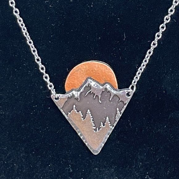 Jewelry - Pendant Necklace with Mountains and Setting Sun #645